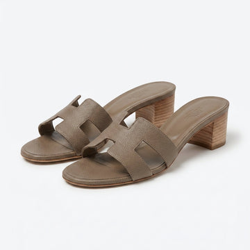 Hermès Women Oasis Heel Sandals | Taupe