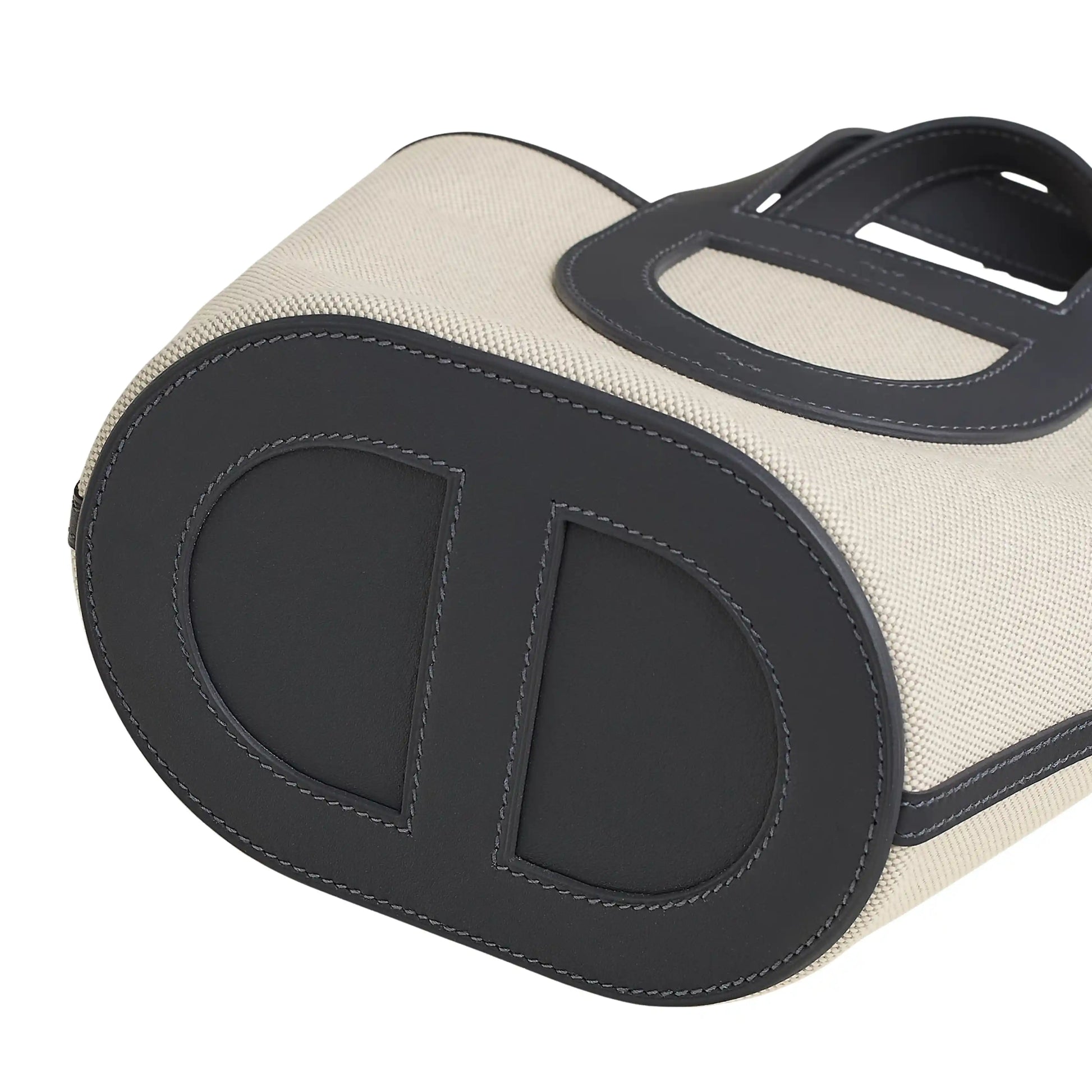 Hermès Bag | In-the-Loop 18 White Black