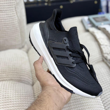 Adidas Ultraboost Light Core Black Cloud White